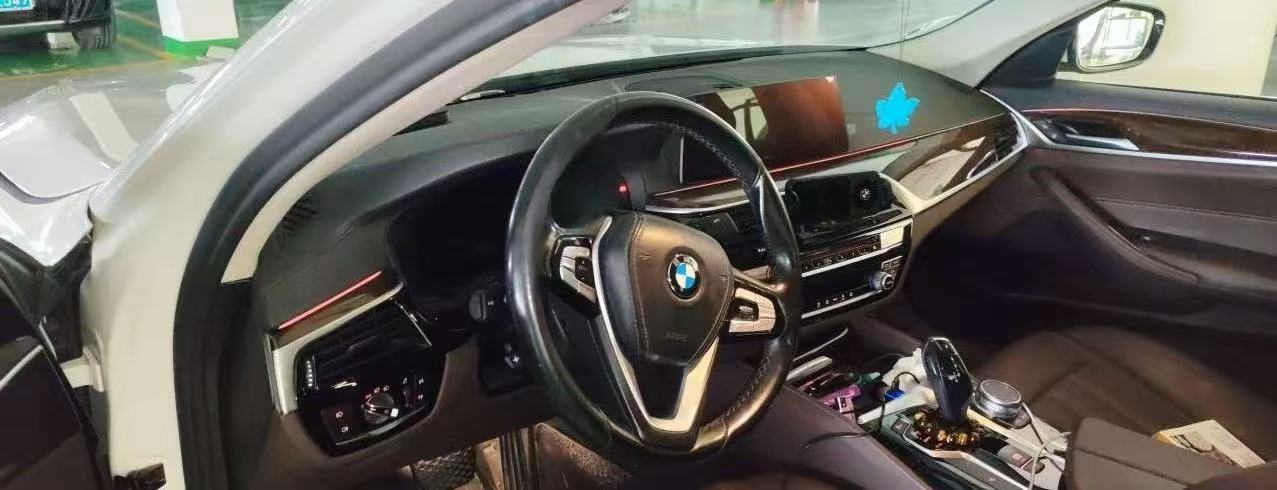 车辆图片 9