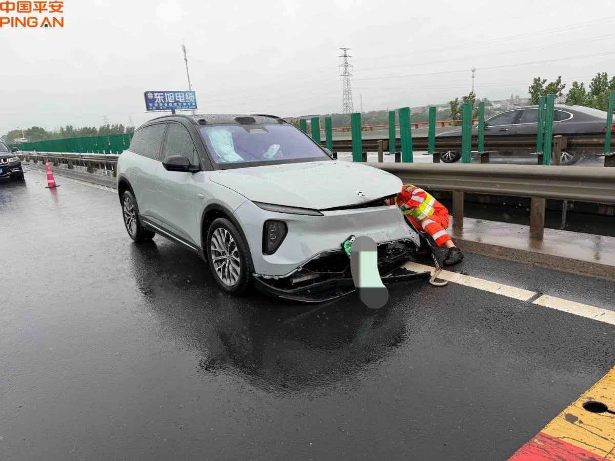 车辆图片 8