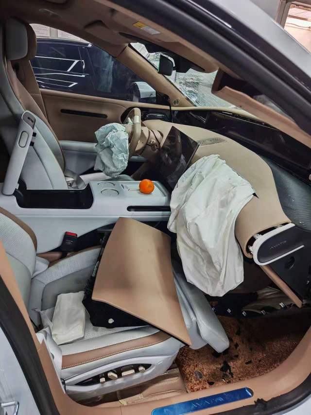 车辆图片 6