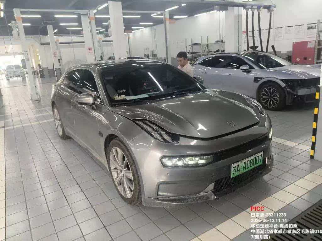 2022款 极氪 极氪001