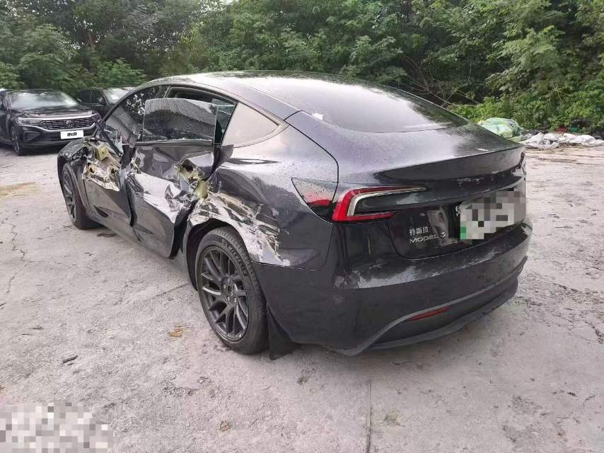 车辆图片 4