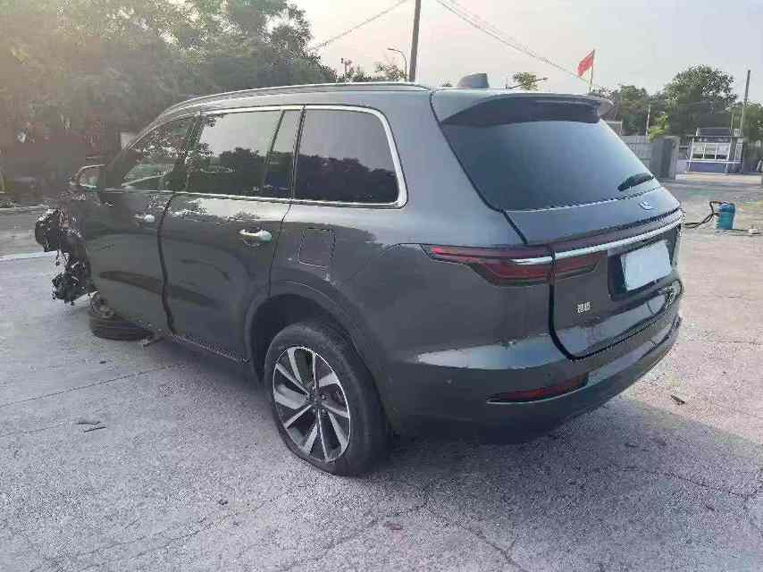 车辆图片 3