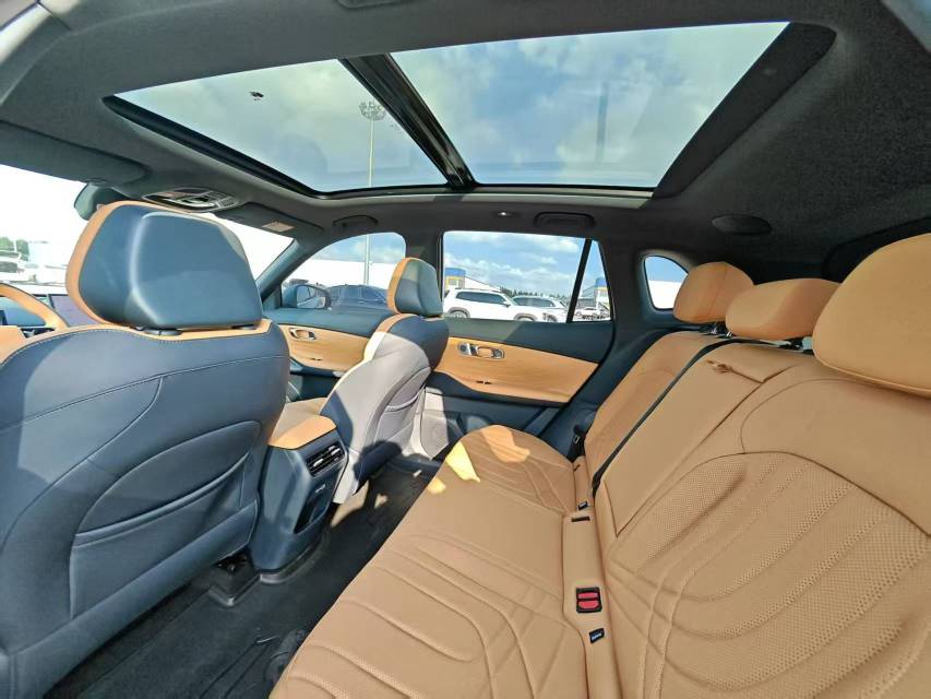 车辆图片 5