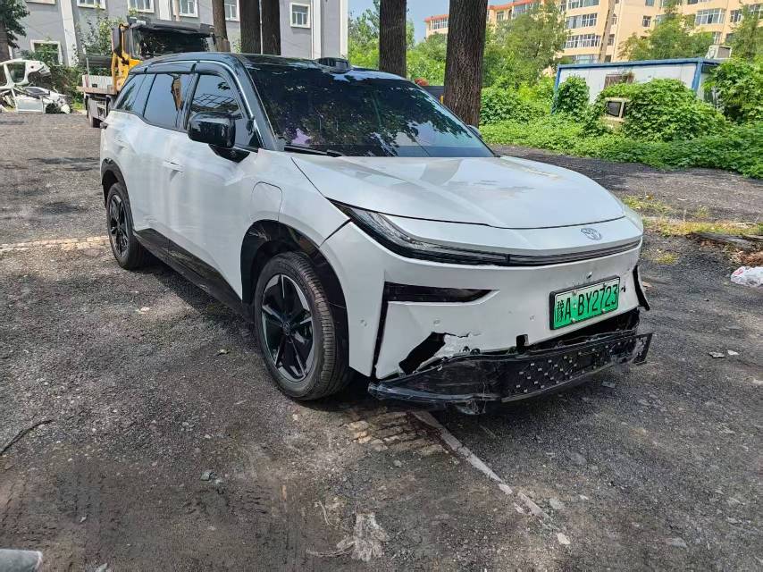 车辆图片 11